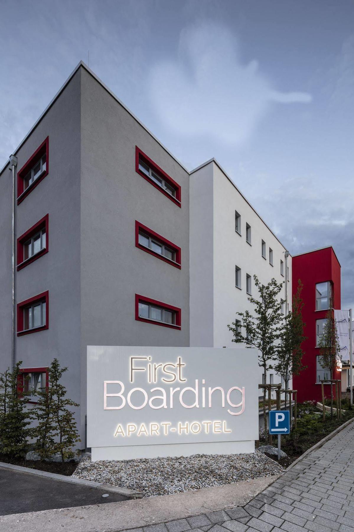 Apart-Hotel Firstboarding Байройт Екстер'єр фото